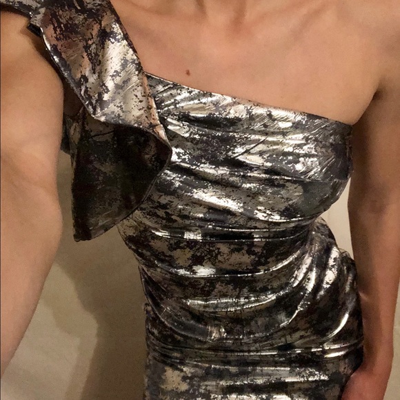 Dress - Picture 2 of 3